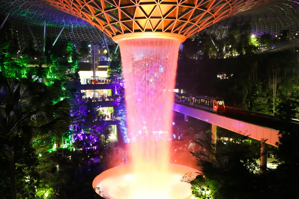 Jewel Changi Airport สิงคโปร์